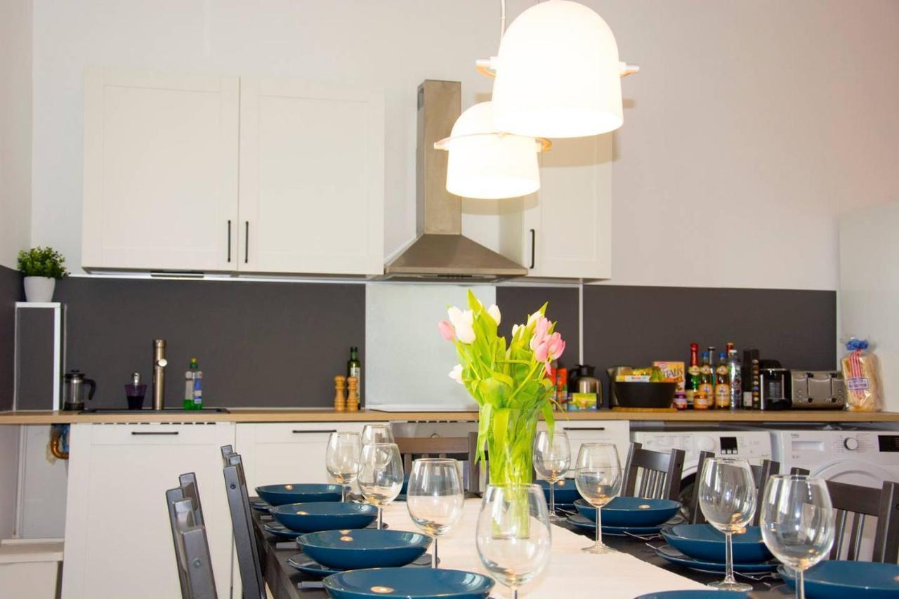 With 3 Bedroom +1.5 Bthrm +a/c In Prenzlauer Berg Vakantiehuis *