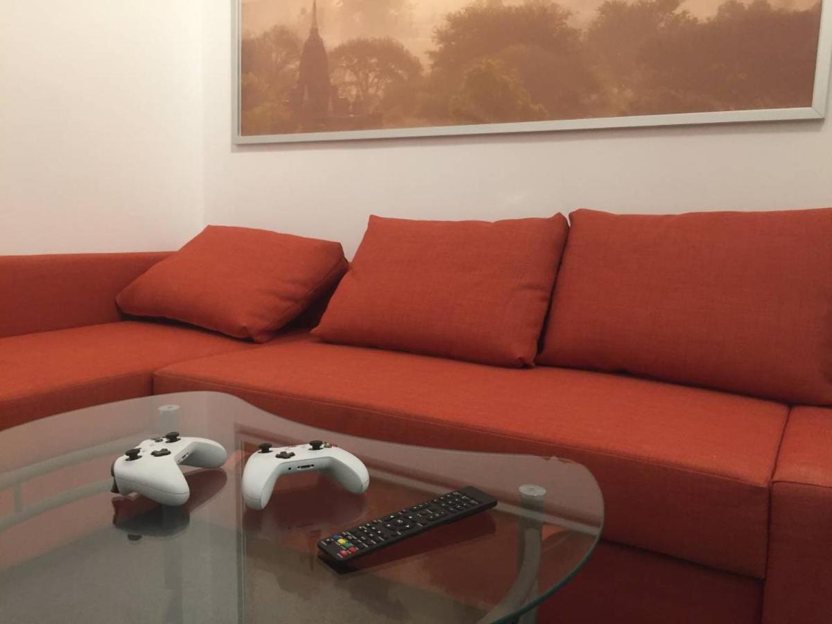 With 3 Bedroom +1.5 Bthrm +a/c In Prenzlauer Berg Berlim