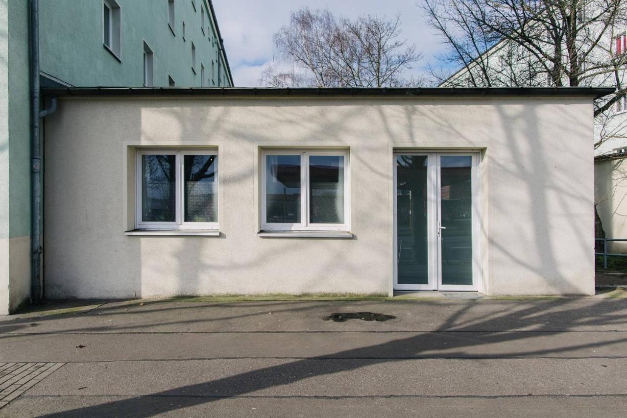 With 3 Bedroom +1.5 Bthrm +a/c In Prenzlauer Berg Vakantiehuis *