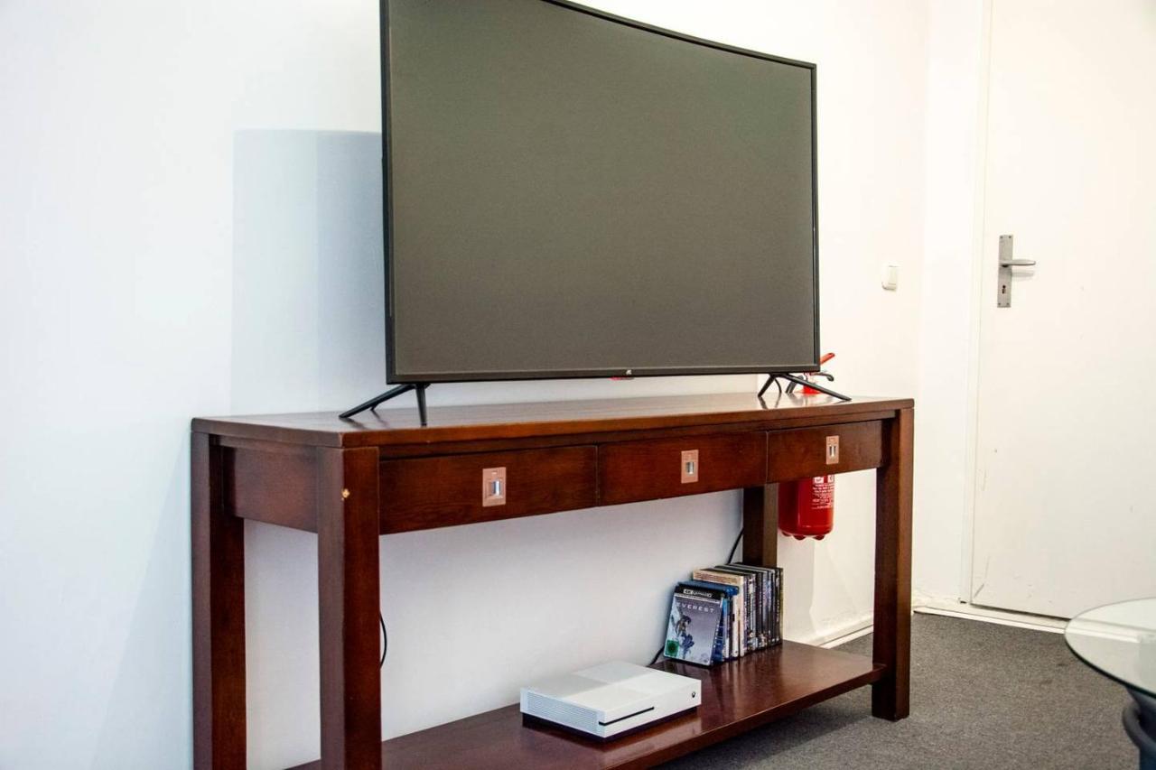 With 3 Bedroom +1.5 Bthrm +a/c In Prenzlauer Berg Vakantiehuis